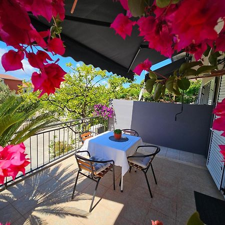 Apartmani Matija Makarska Exterior foto