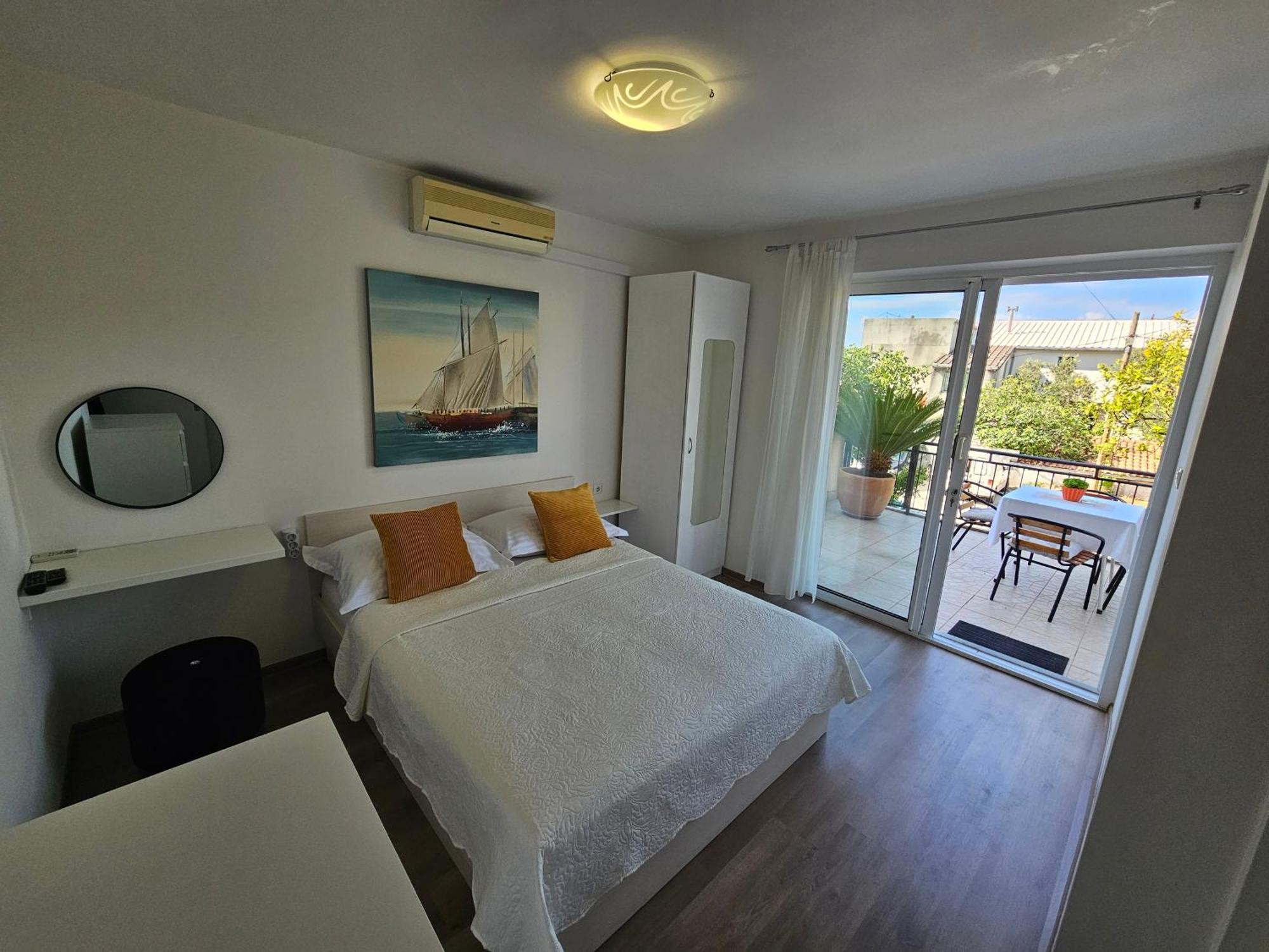 Apartmani Matija Makarska Exterior foto