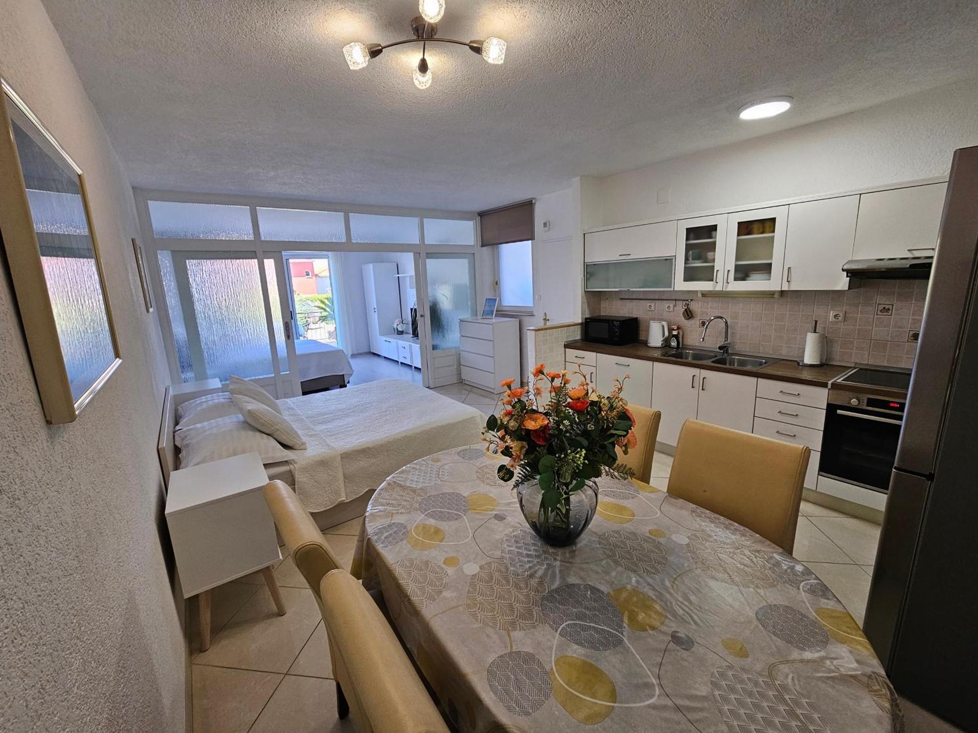 Apartmani Matija Makarska Exterior foto